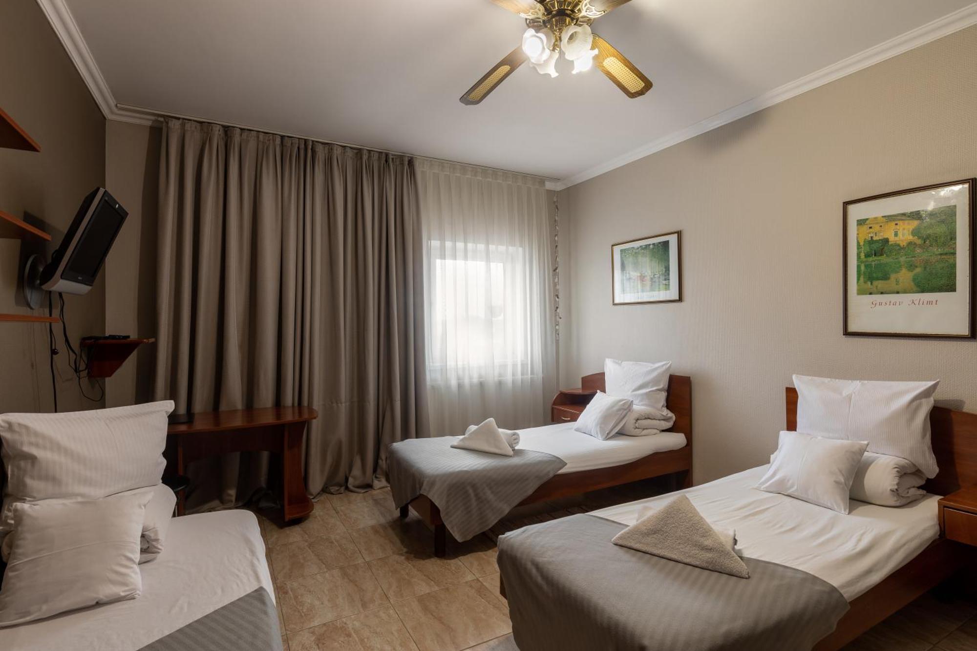Duet Plus Motel Voytovtsy Bagian luar foto